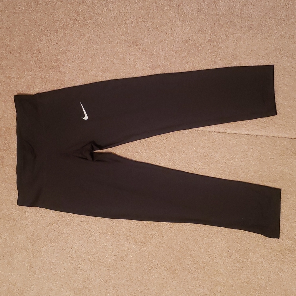 Nike Women's Black Capris